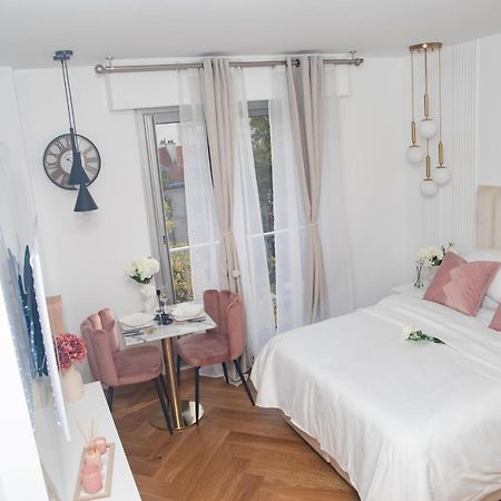 Paris' Premium Romantic Studio Luaran gambar