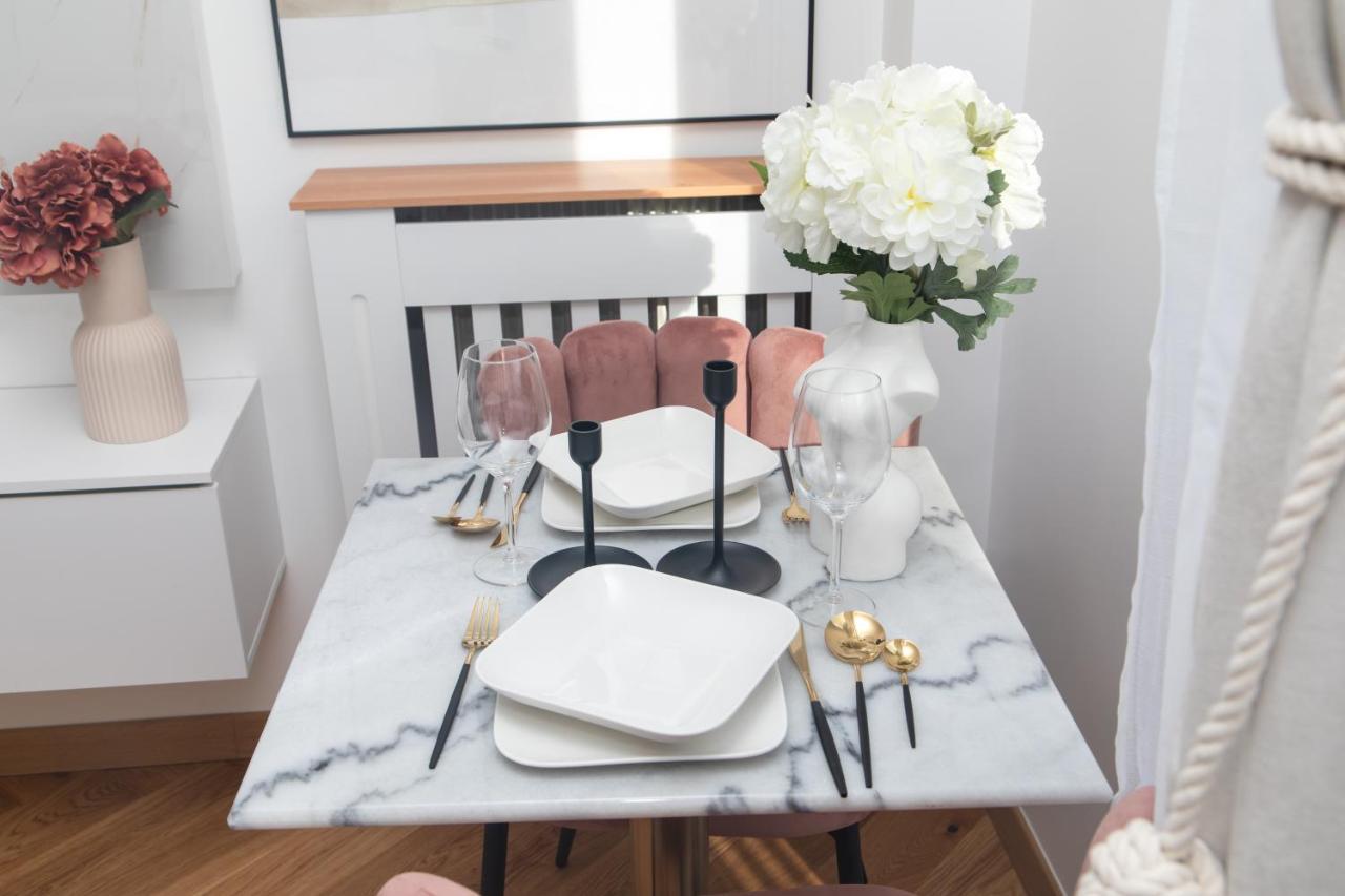 Paris' Premium Romantic Studio Luaran gambar