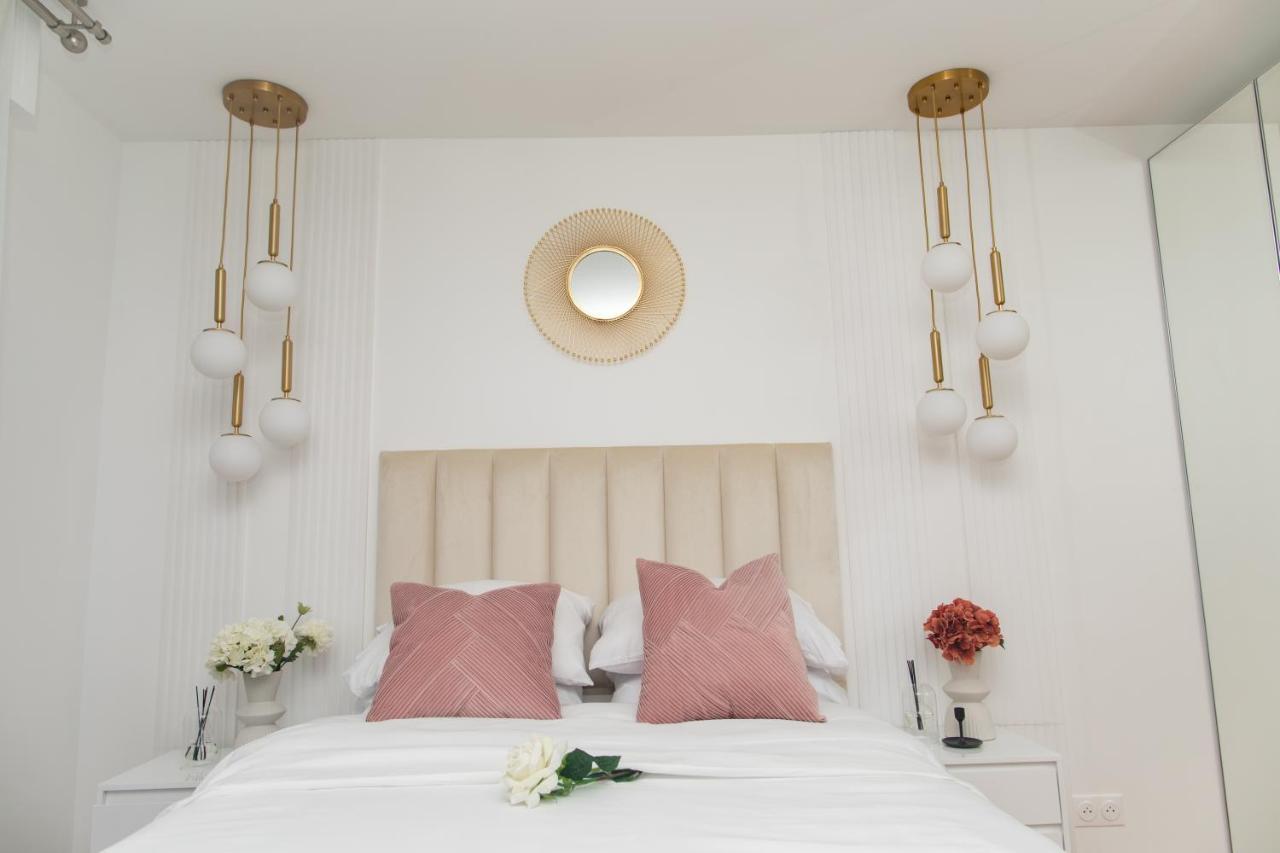 Paris' Premium Romantic Studio Luaran gambar